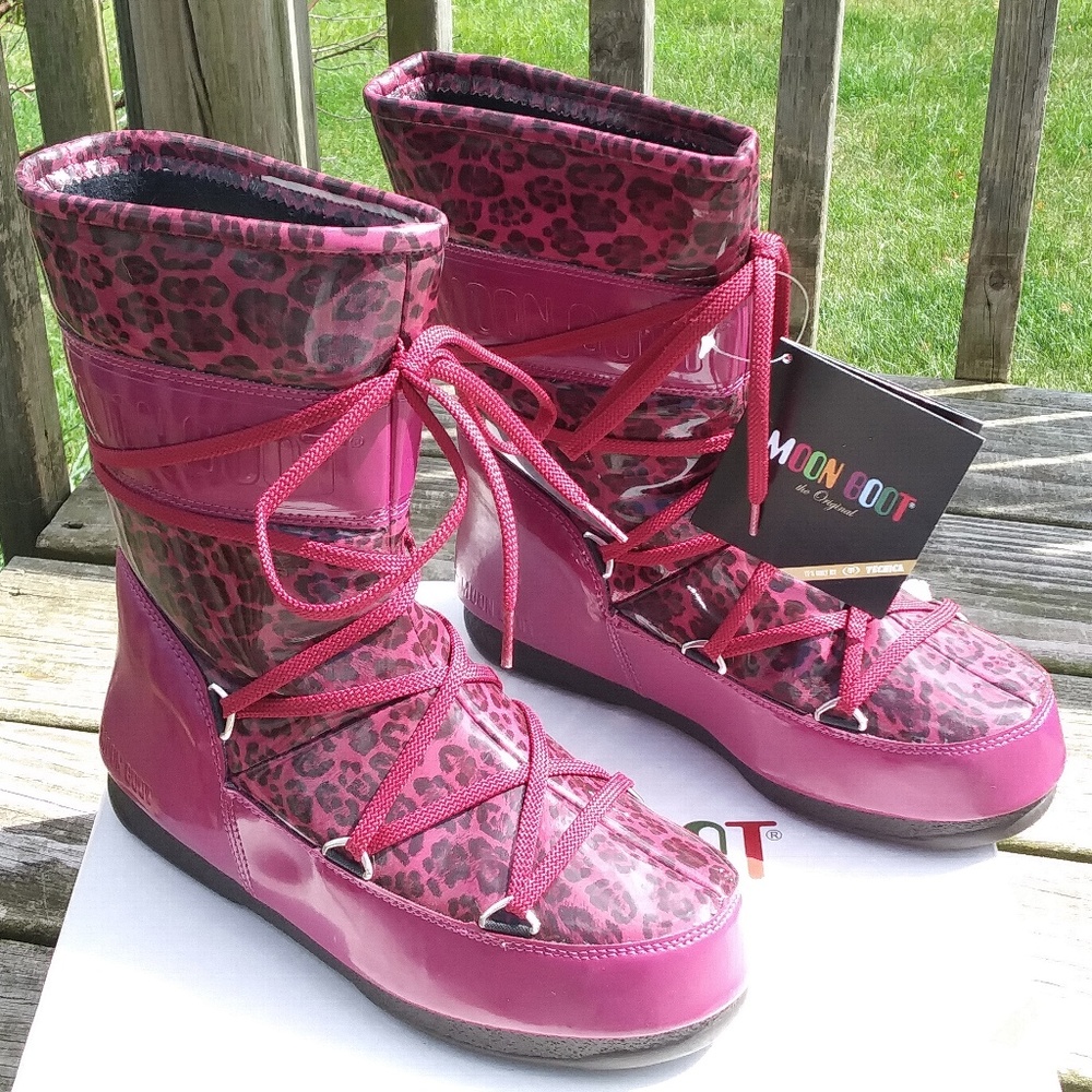 πHost Pickπ MoonBoot Safari Moon Boot Size 7-7.5 - Picture 1 of 4